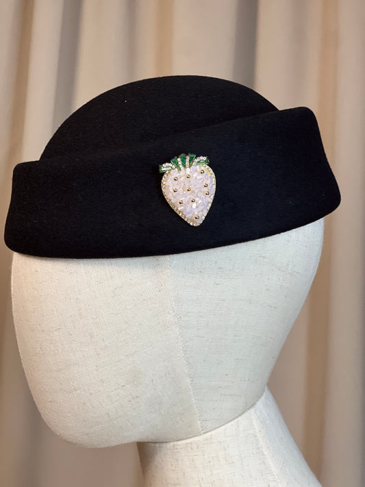 Брошка STRAWBERRY DREAM