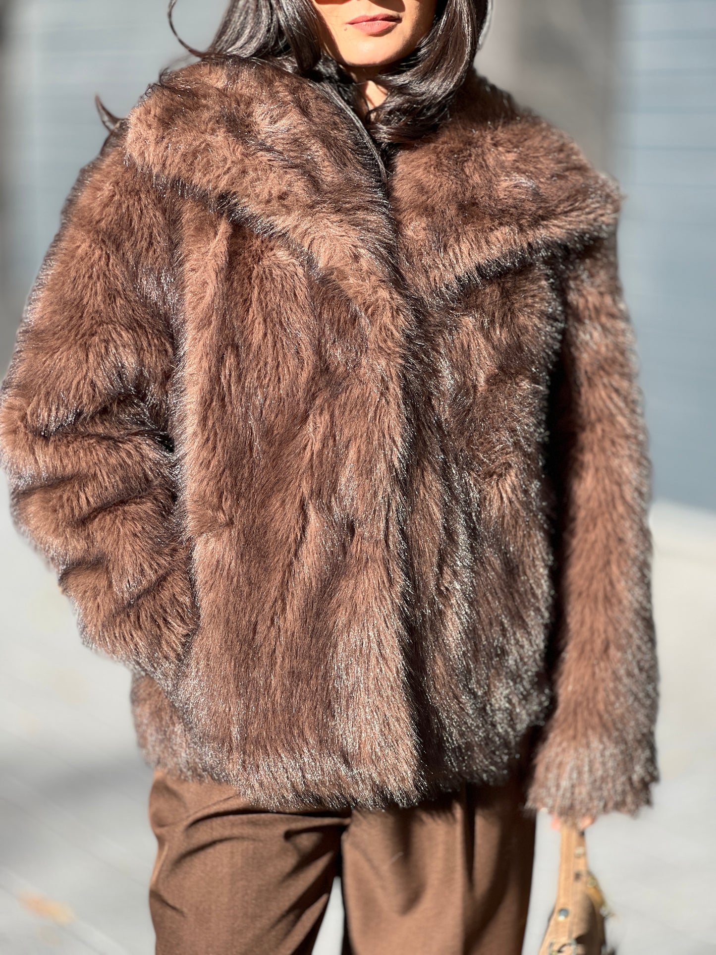 Късо палто с косъм DIVA COFFEE