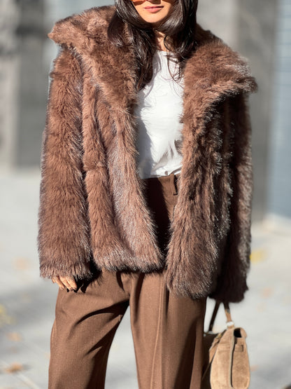 Късо палто с косъм DIVA COFFEE