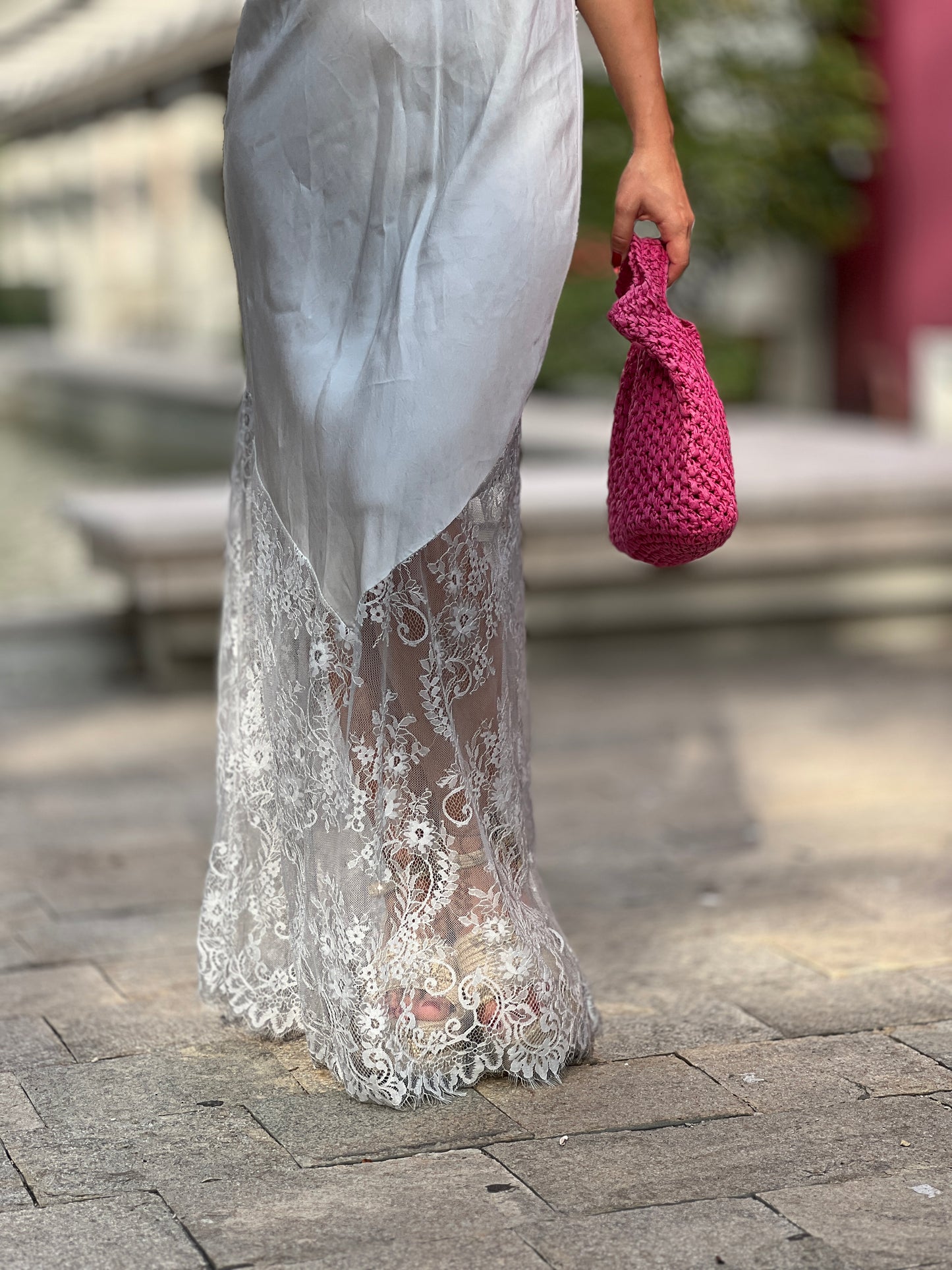 Сатенена рокля с дантела MILANO
