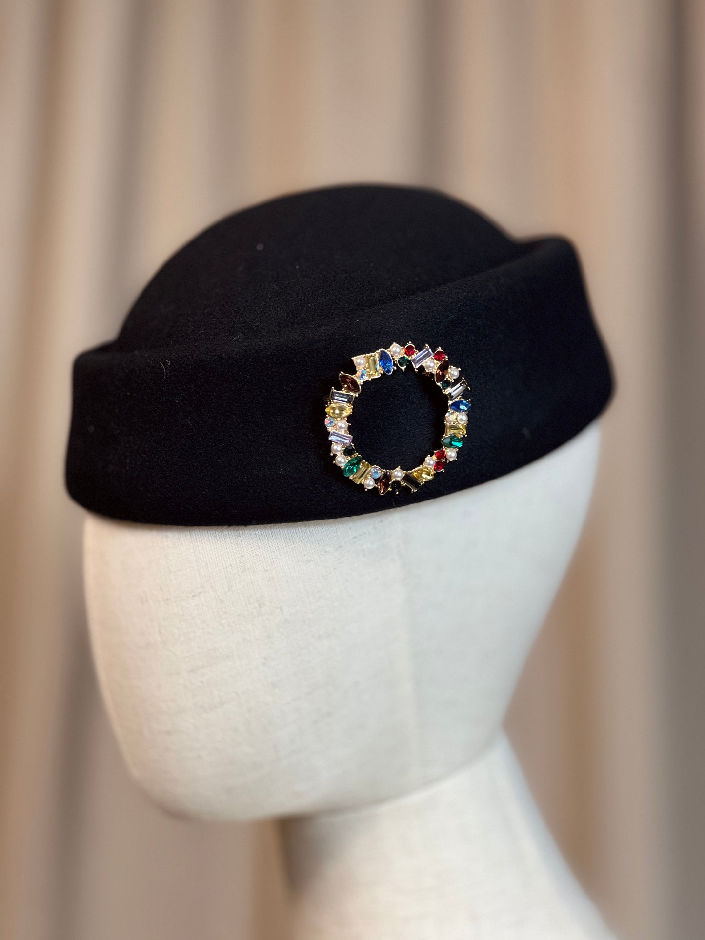 Брошка DANIELLE