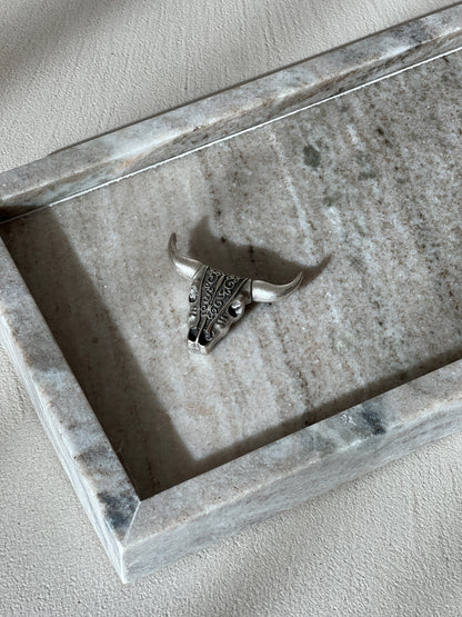 Брошка THE BULL