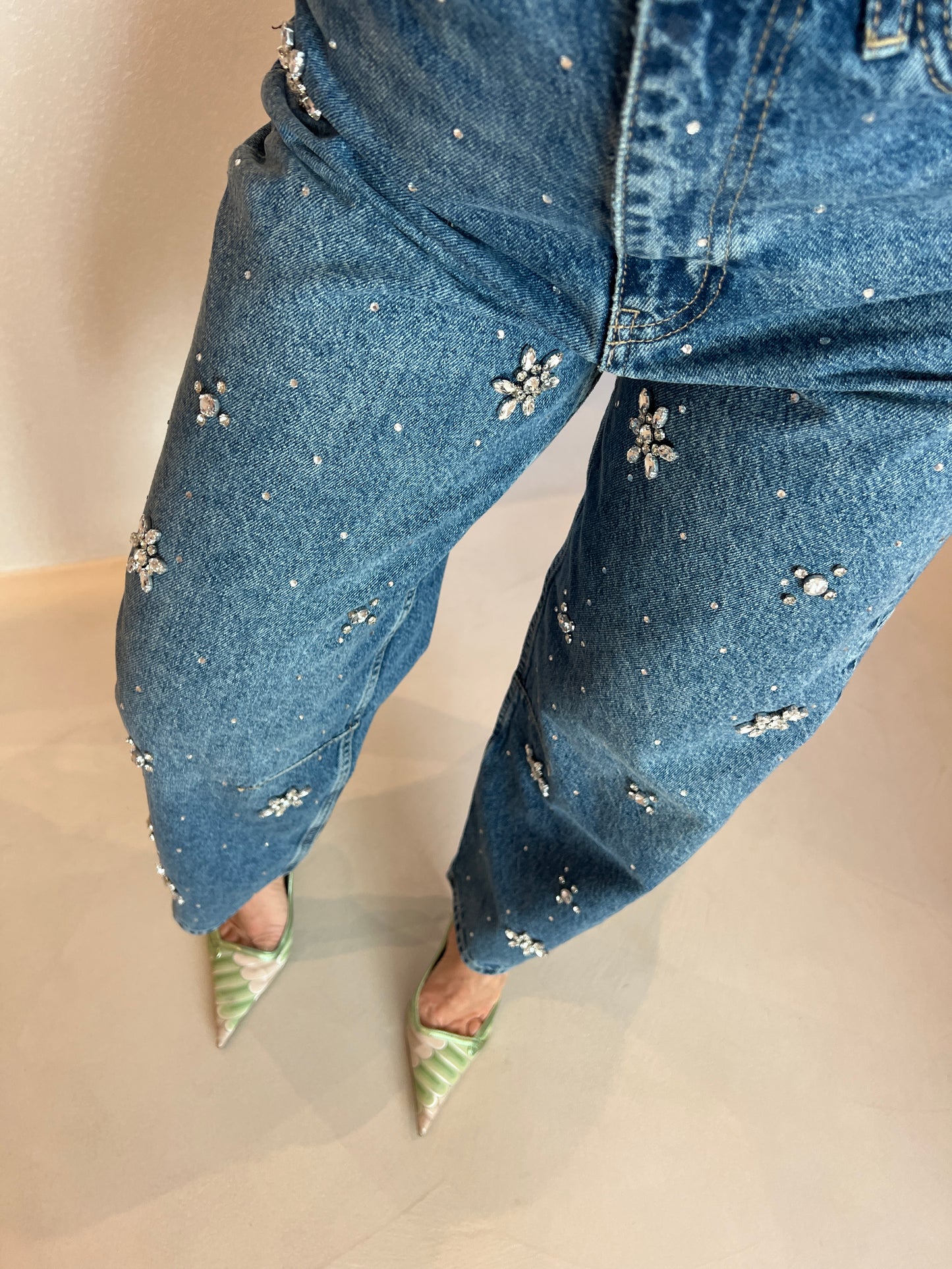 Дънки с детайл камъчета BEATRICE