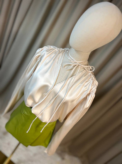 Сатенена риза с връзки LOLA