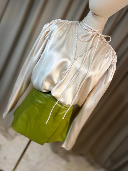 Сатенена риза с връзки LOLA