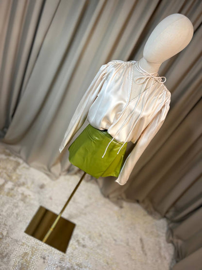 Сатенена риза с връзки LOLA