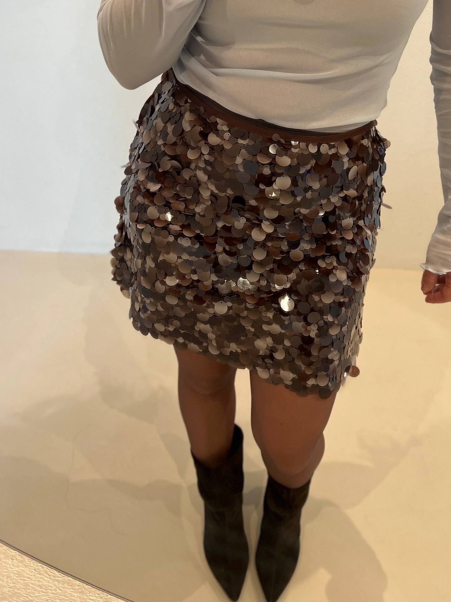 Кафява пола с пайети CHOCOLATE